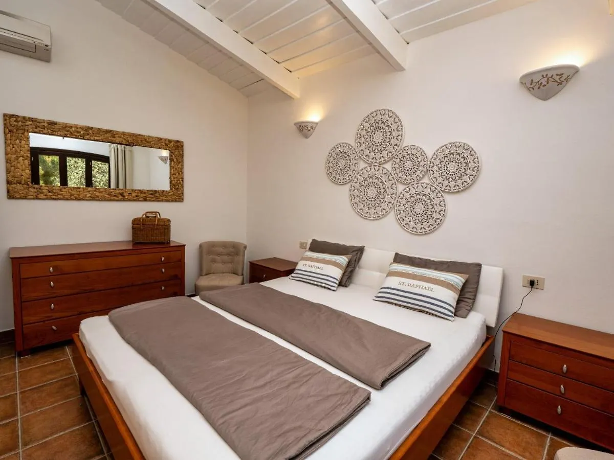 סאן תאודורו Villa Con Piscina Luna Rossa איטליה