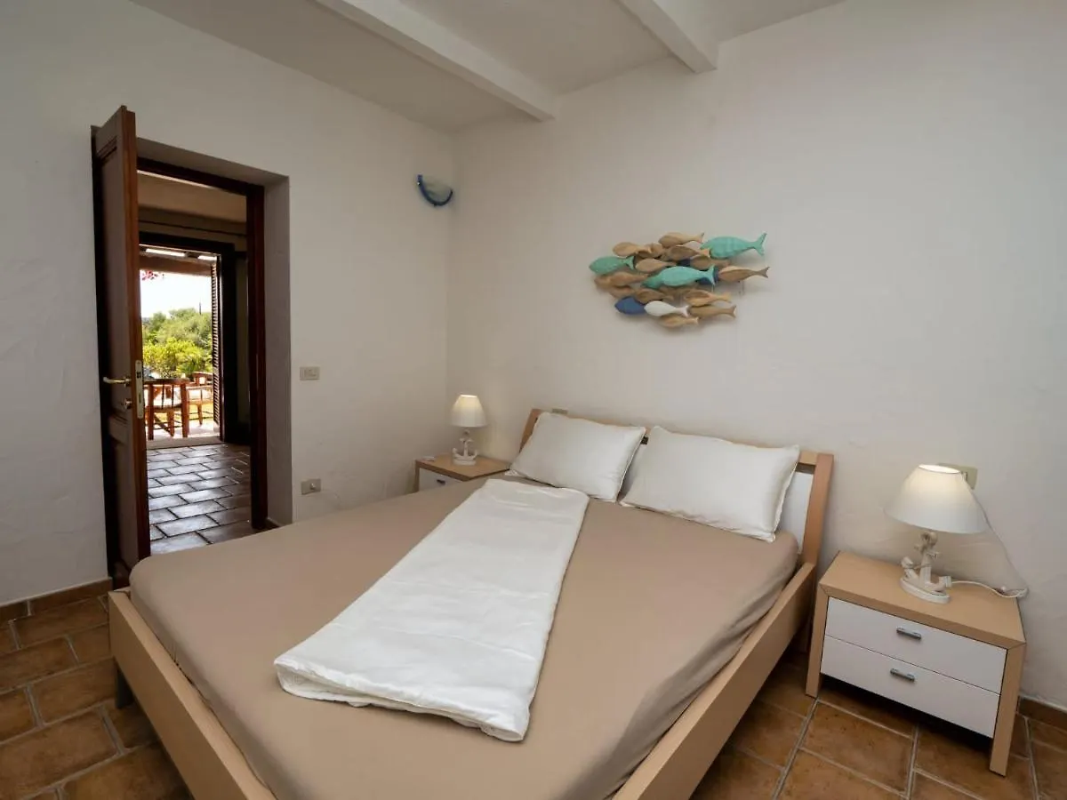 Villa Con Piscina Luna Rossa San Teodoro  Italy