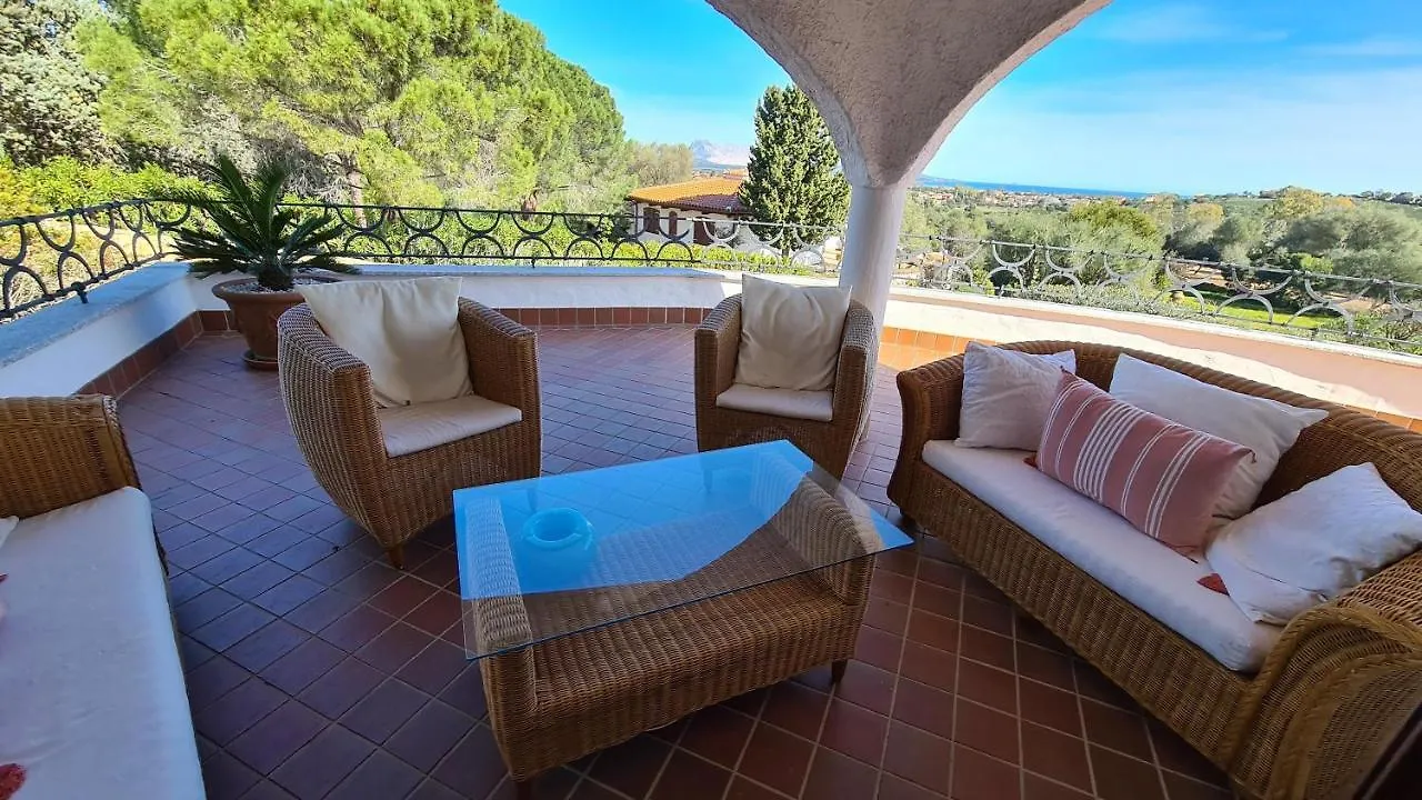 Villa Con Piscina Luna Rossa San Teodoro