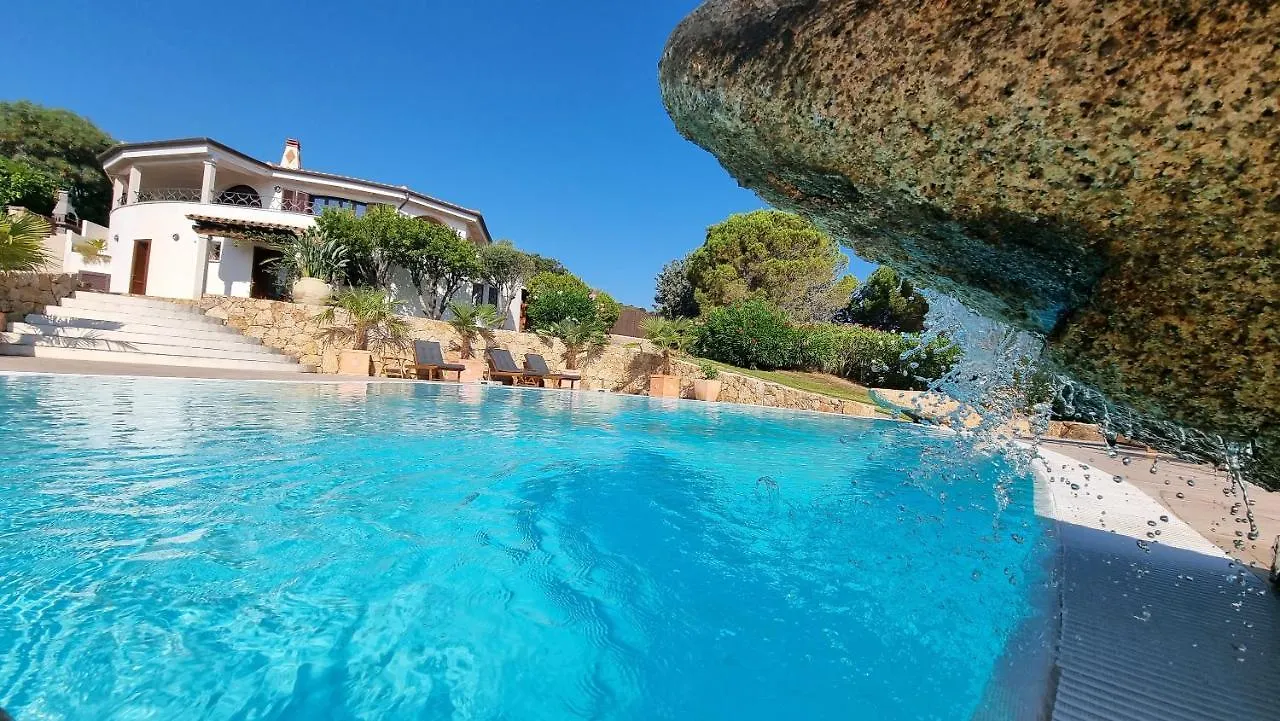 Villa Con Piscina Luna Rossa San Teodoro