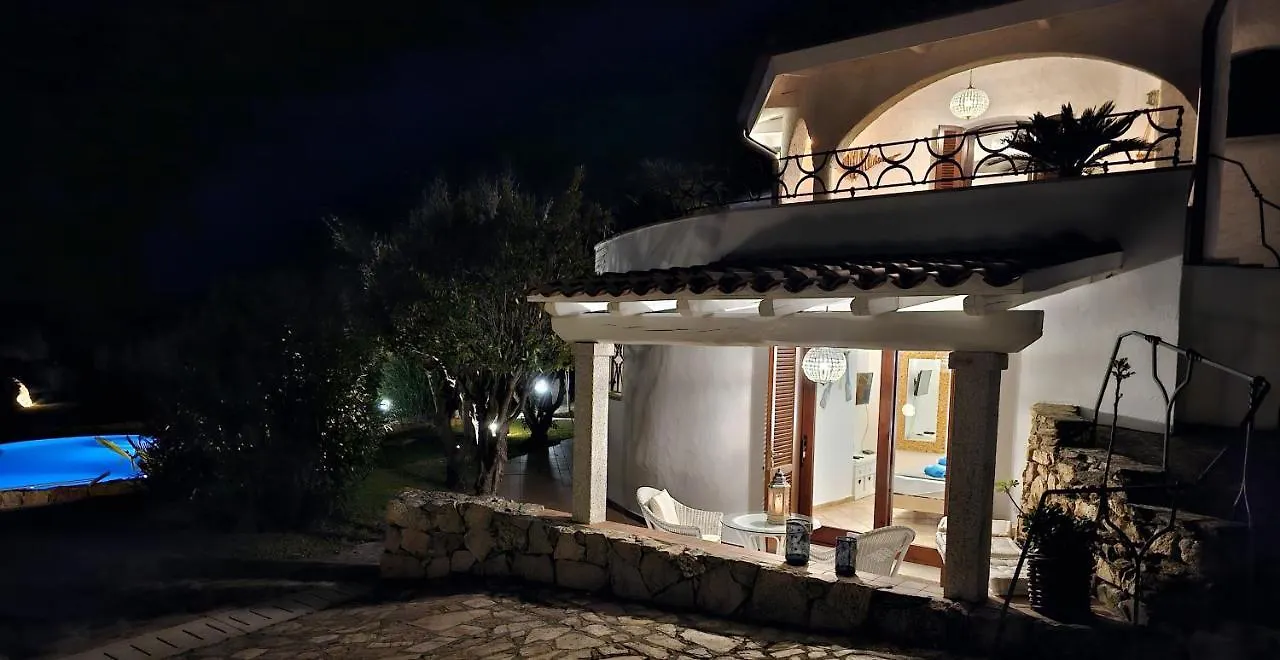 Villa Con Piscina Luna Rossa San Teodoro